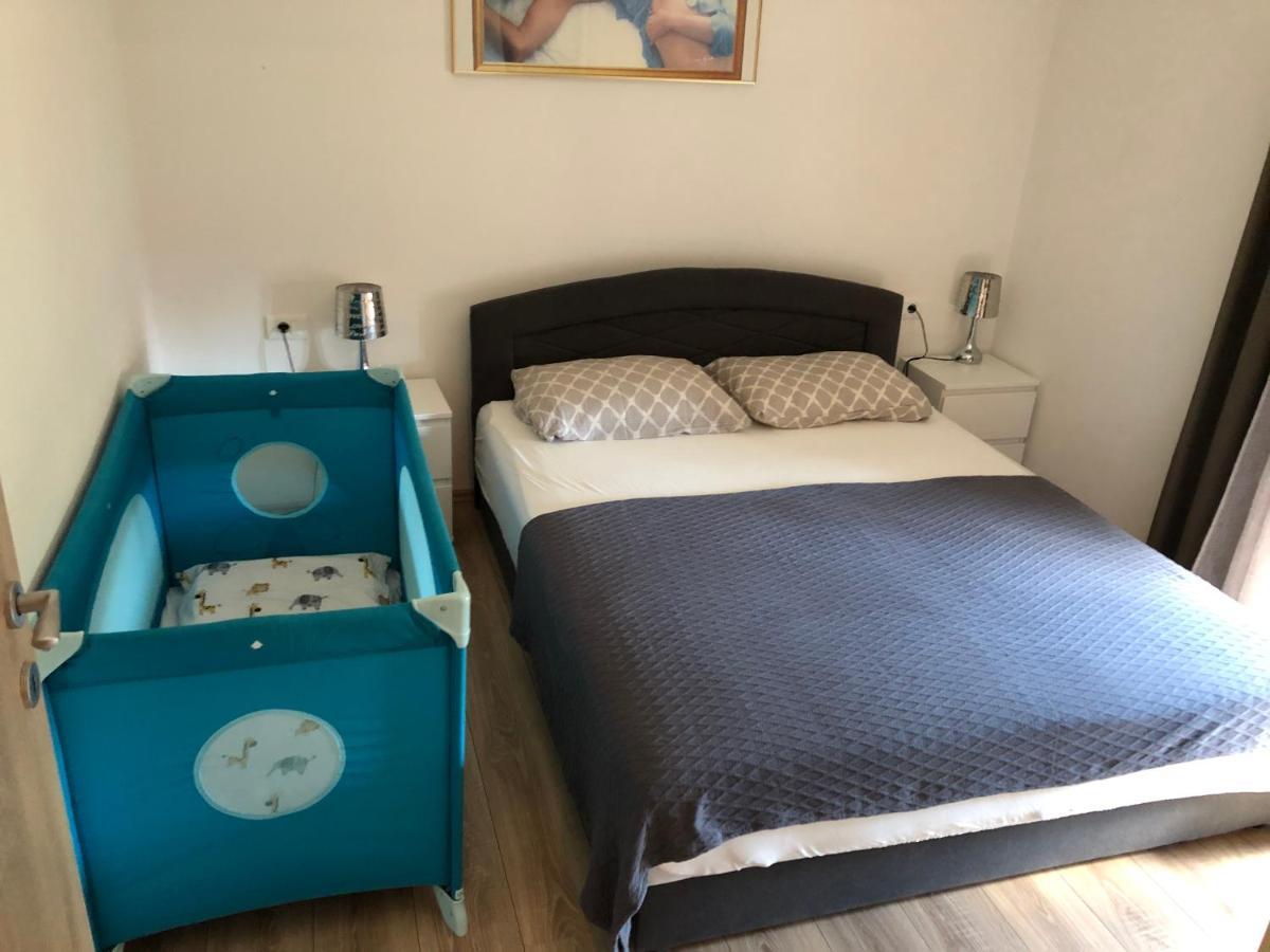 Apartment Petrovic Медулин Экстерьер фото
